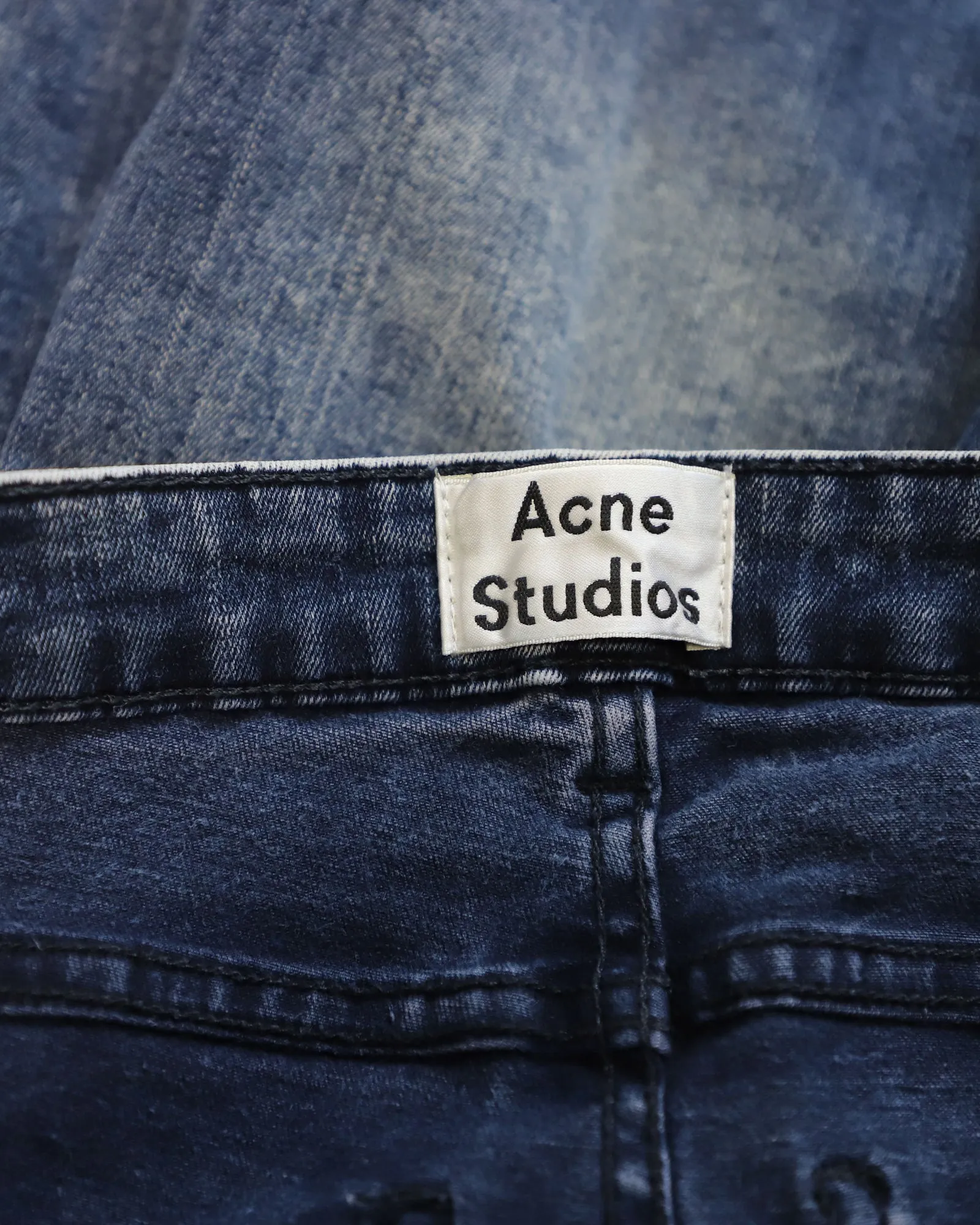 Acne Studios Skin 5 Skinny Jeans in Navy Blue Cotton Denim