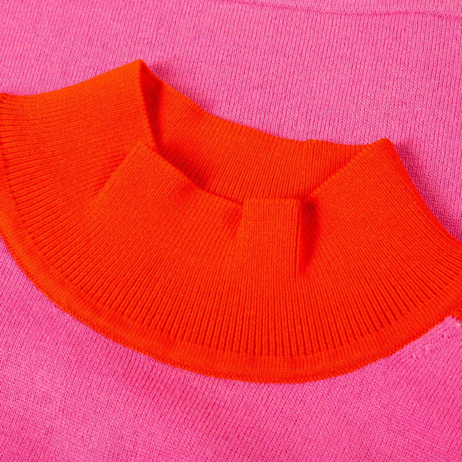Adia Turtle Neck In S168 Pop Pink