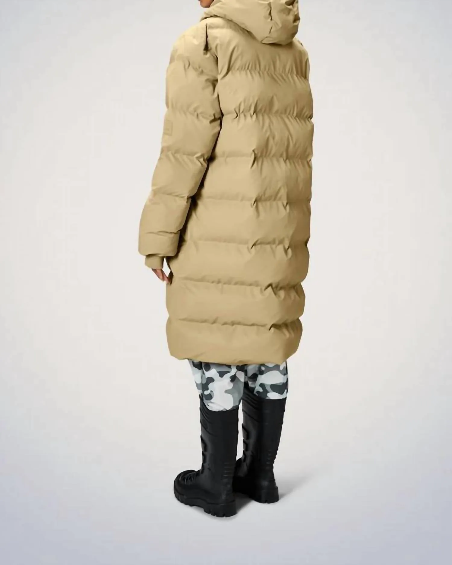 Alta Long Puffer Jacket In Sand