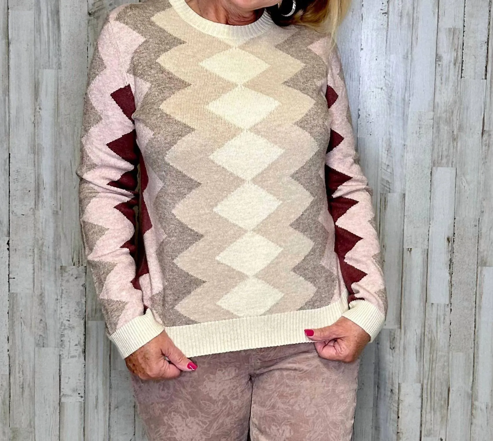 Anastasia Zig Zag Sweater In Powder