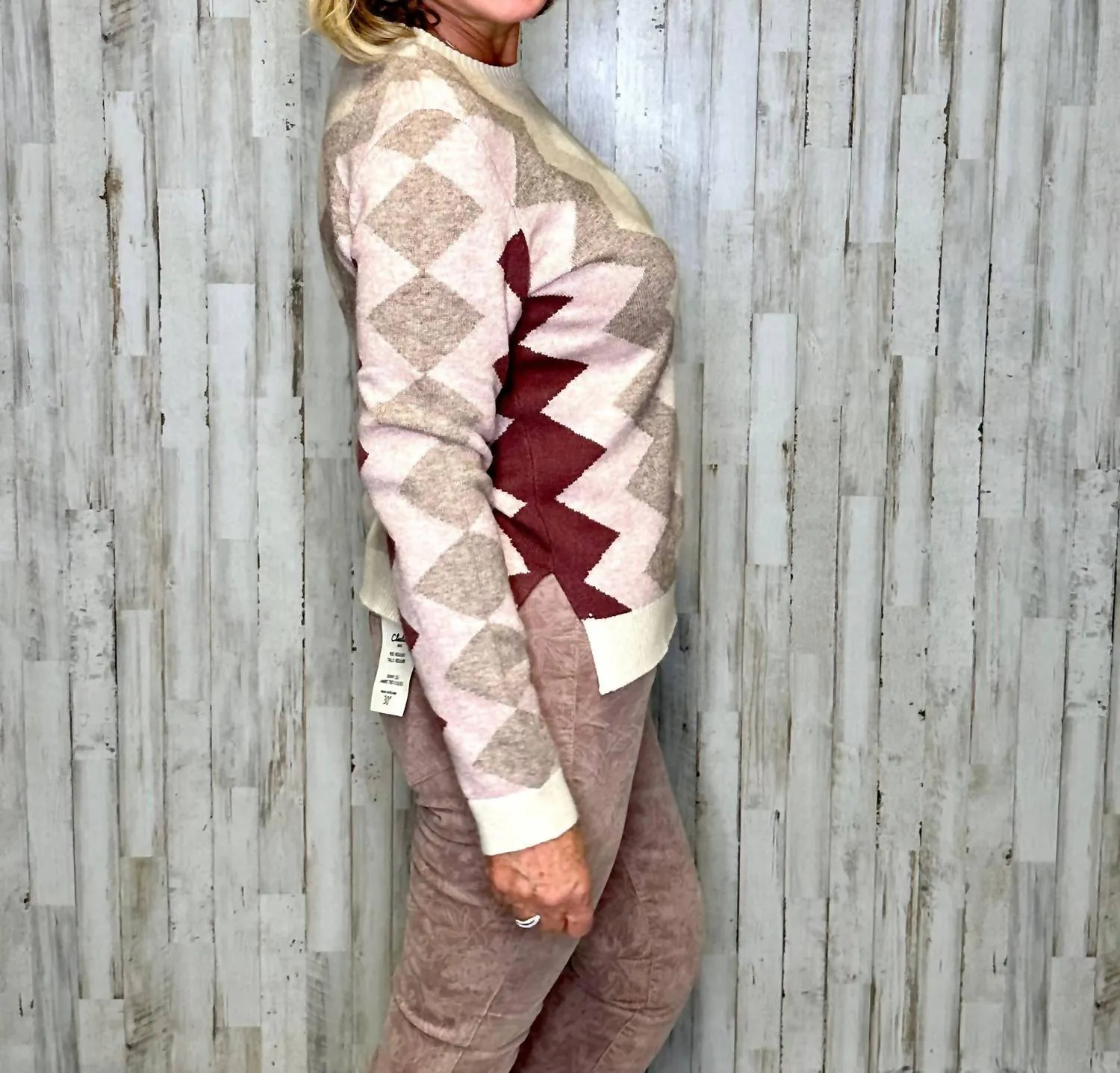 Anastasia Zig Zag Sweater In Powder