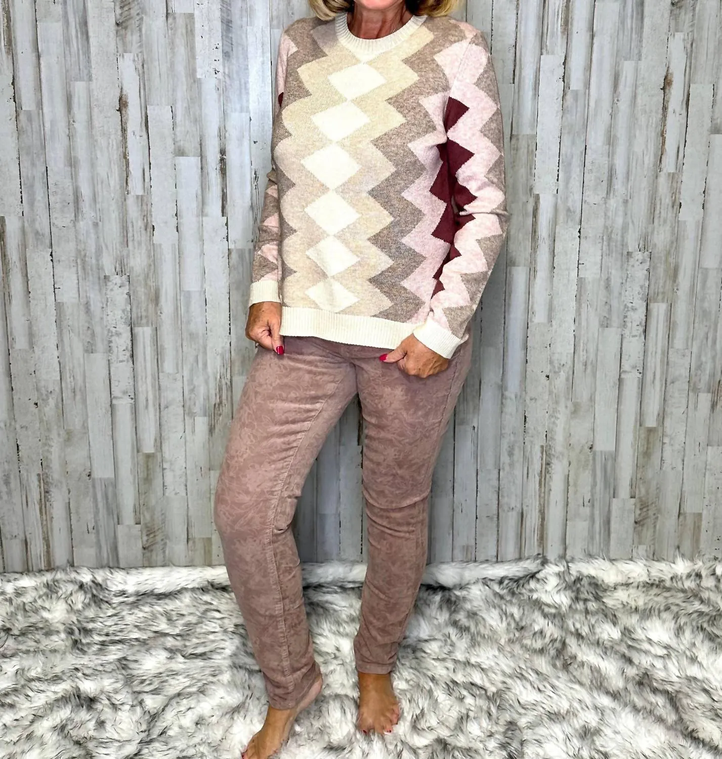 Anastasia Zig Zag Sweater In Powder