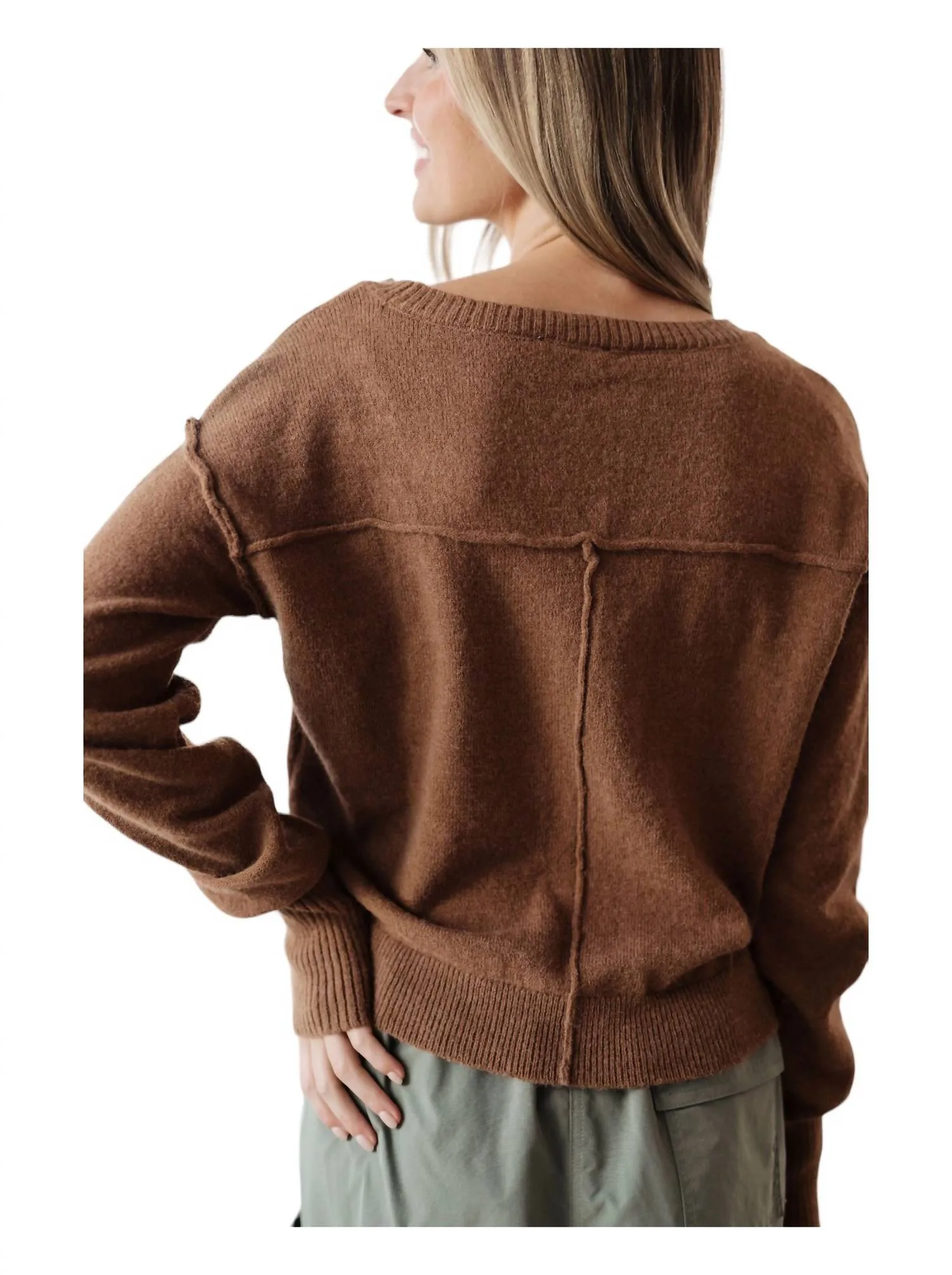 Back To Life V-Neck Sweater In Mocha