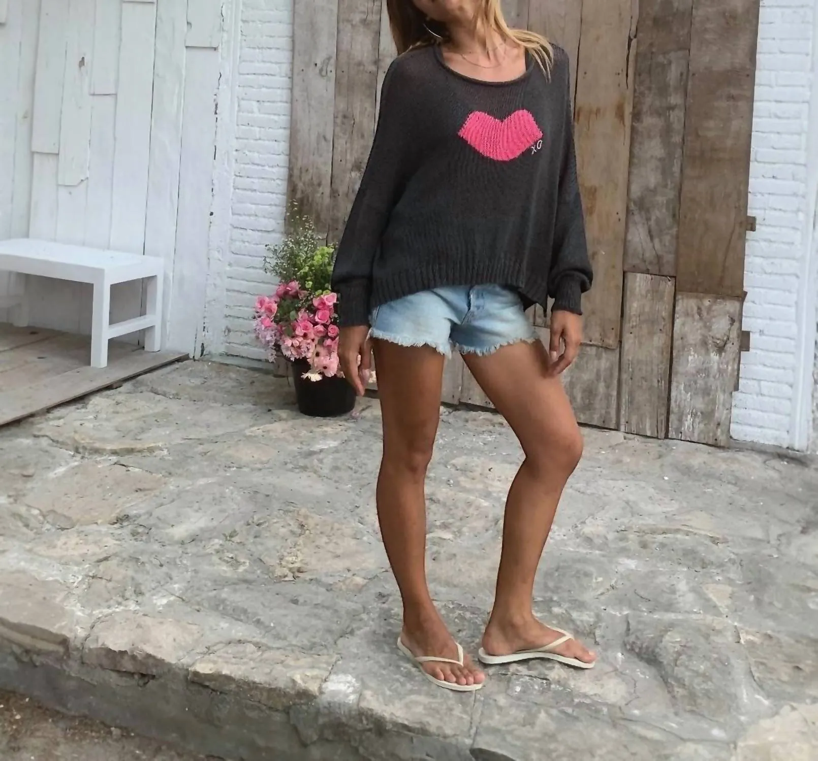 Bisous Crew Cotton Sweater In Charcoal