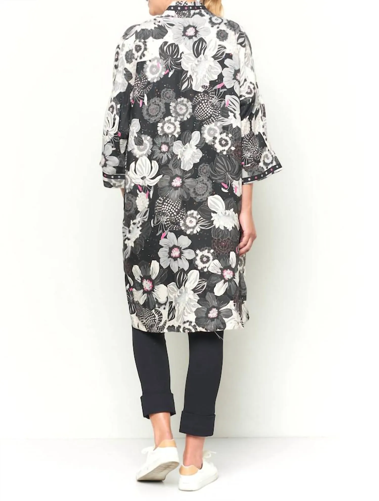 Brema Graphic Kimono Coat In Black Multi