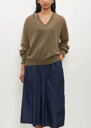 Classic V-Neck Sweater In Metallic Khaki