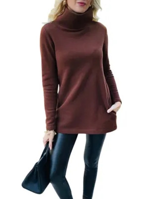 Cobble Hill Turtleneck Vello Fleece Top In Cocoa