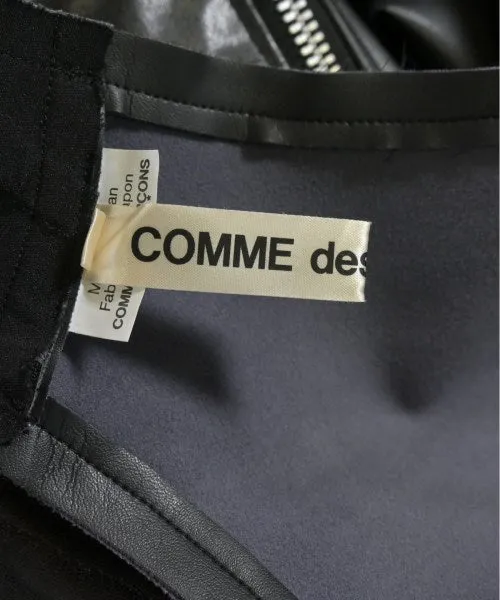 COMME Des GARCONS Vests