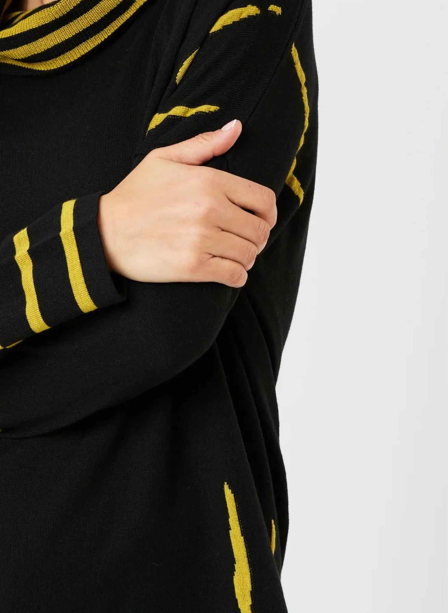 Cowl Neck Oversized Sweater In Black/mustard
