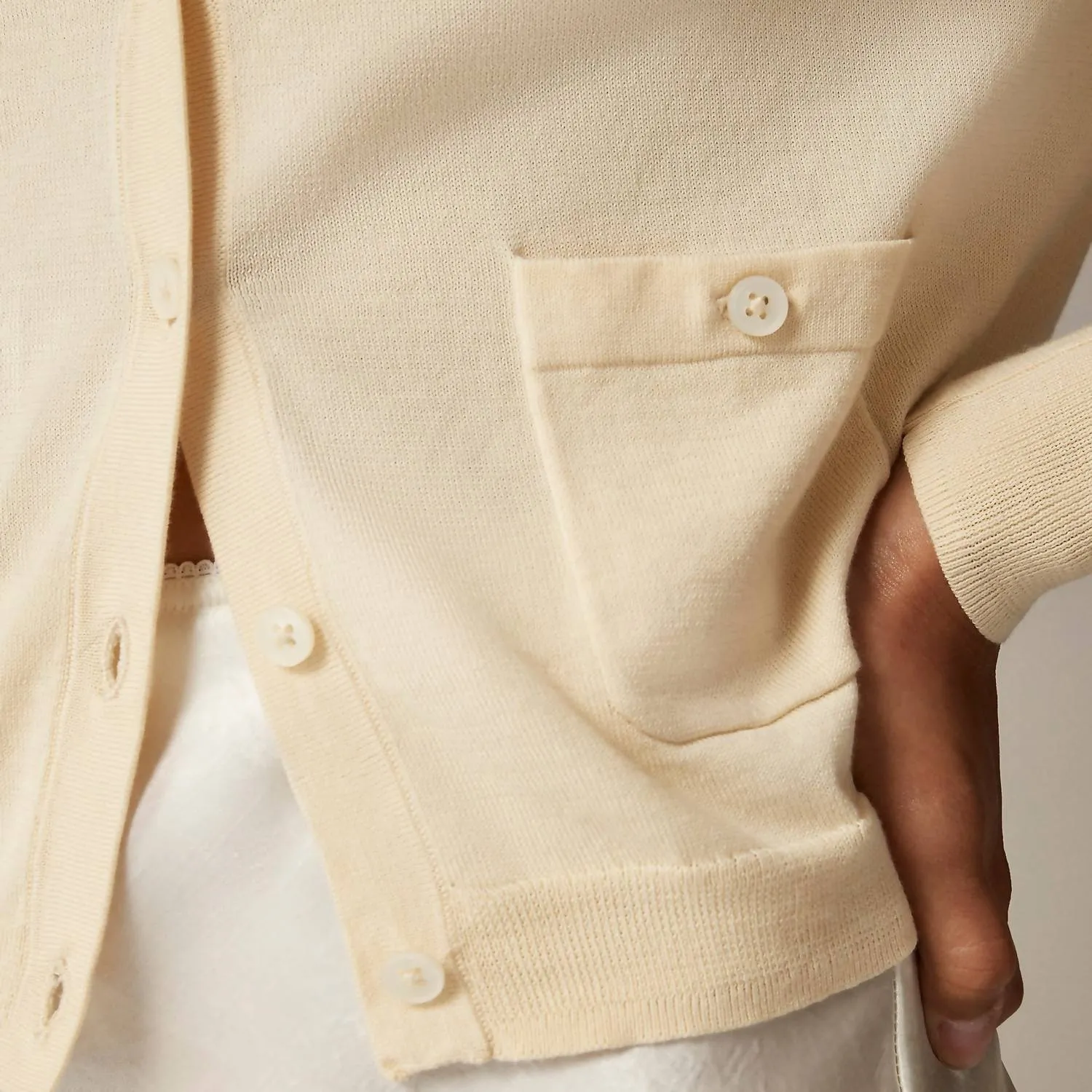 Crewneck Cardigan In Premium Ultrafine Cotton In Ecru