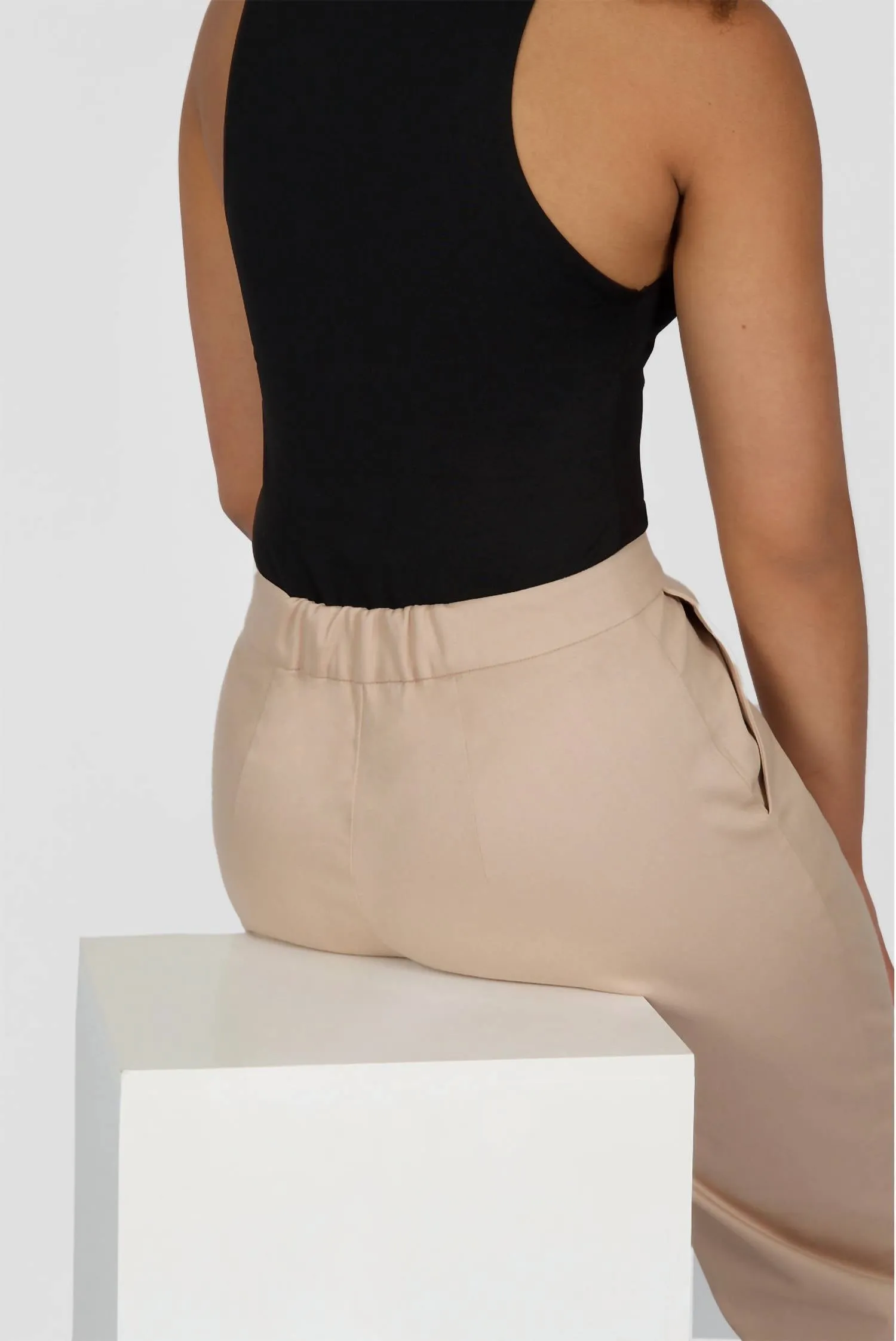 Crop Pant In Beige
