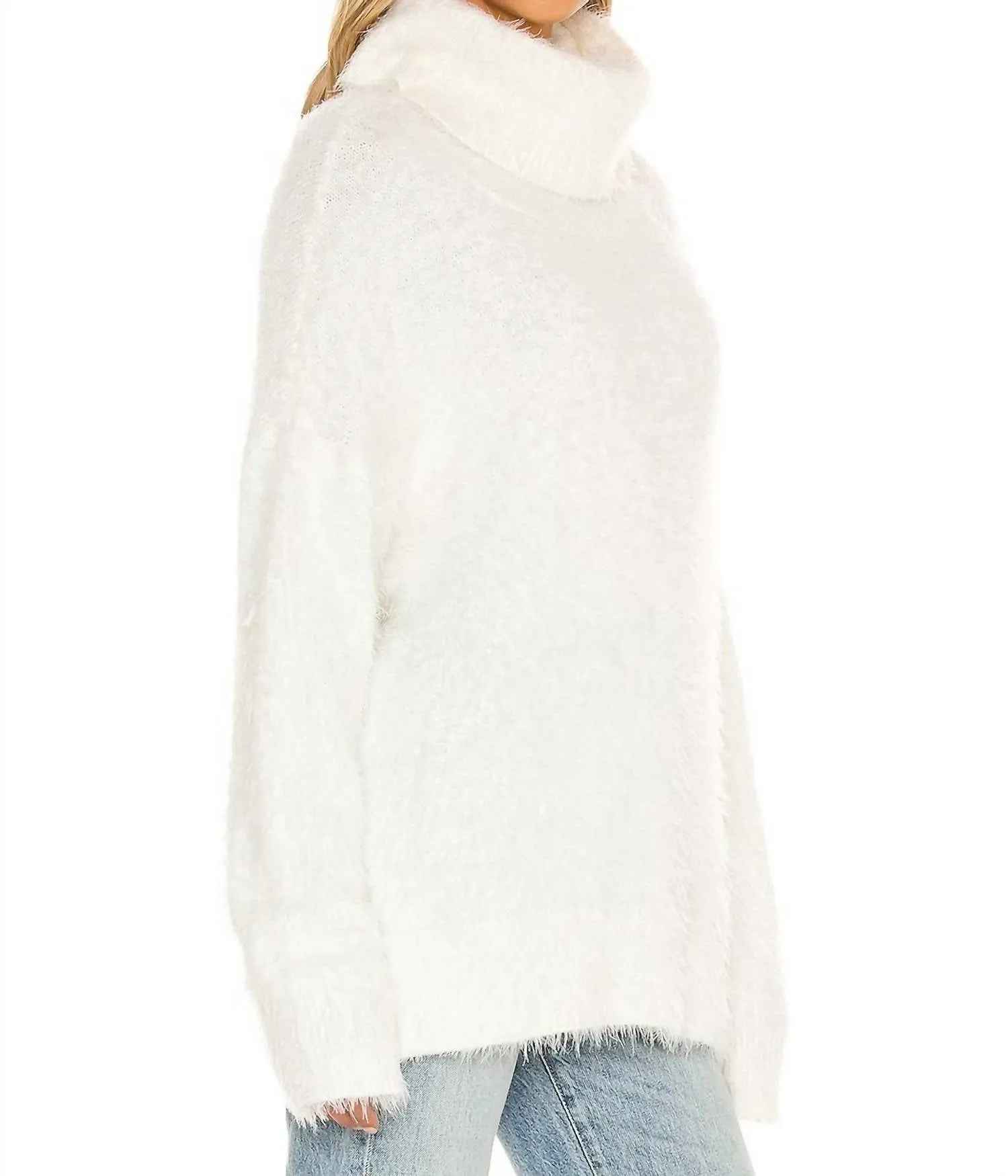 Fatima Turtleneck Sweater In White