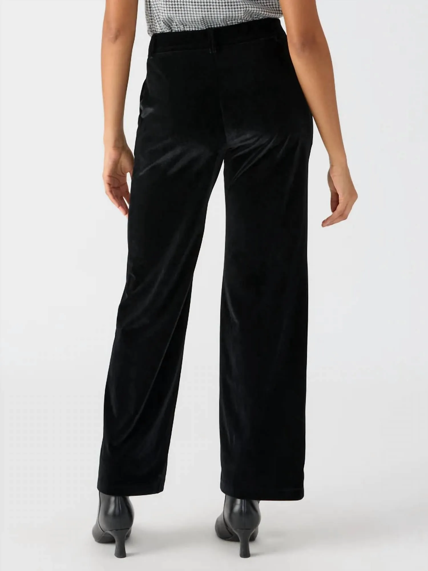 Faye Semi High Rise Velvet Trouser Pant In Black
