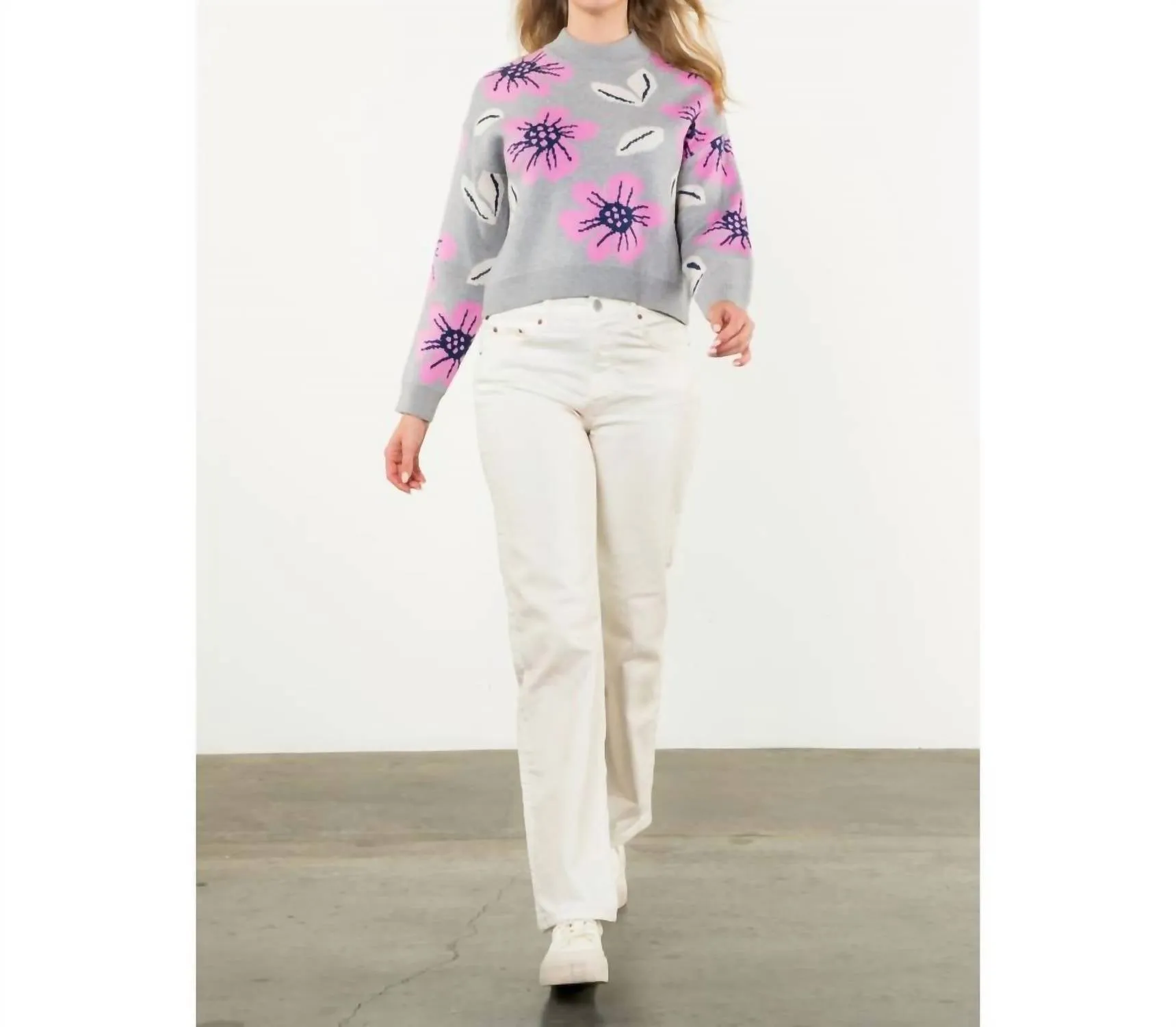 Flower Knit Sweater In Grey/pink