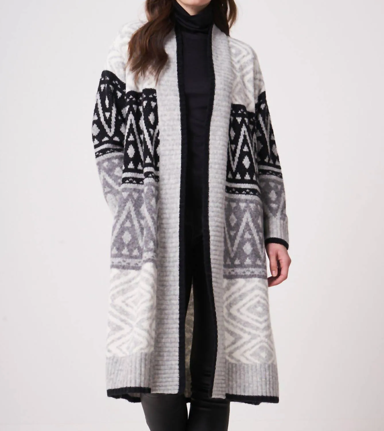 Intarsia Knitted V-Neck Cardigan In Black Creme