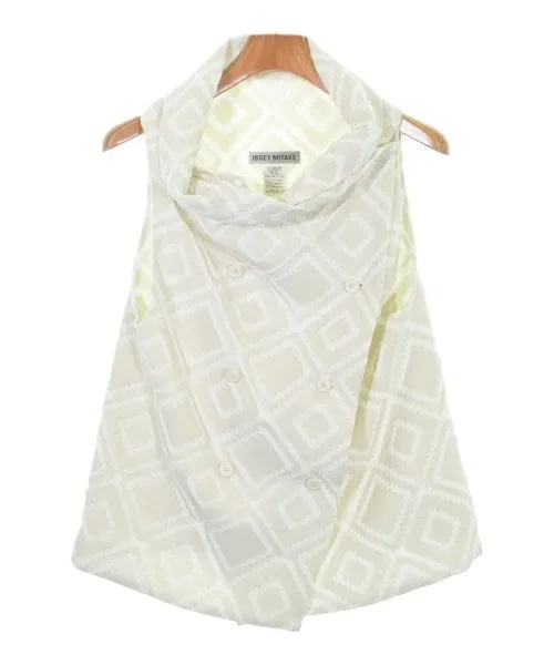 ISSEY MIYAKE Vests