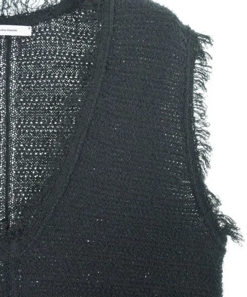JOURNAL STANDARD Vests