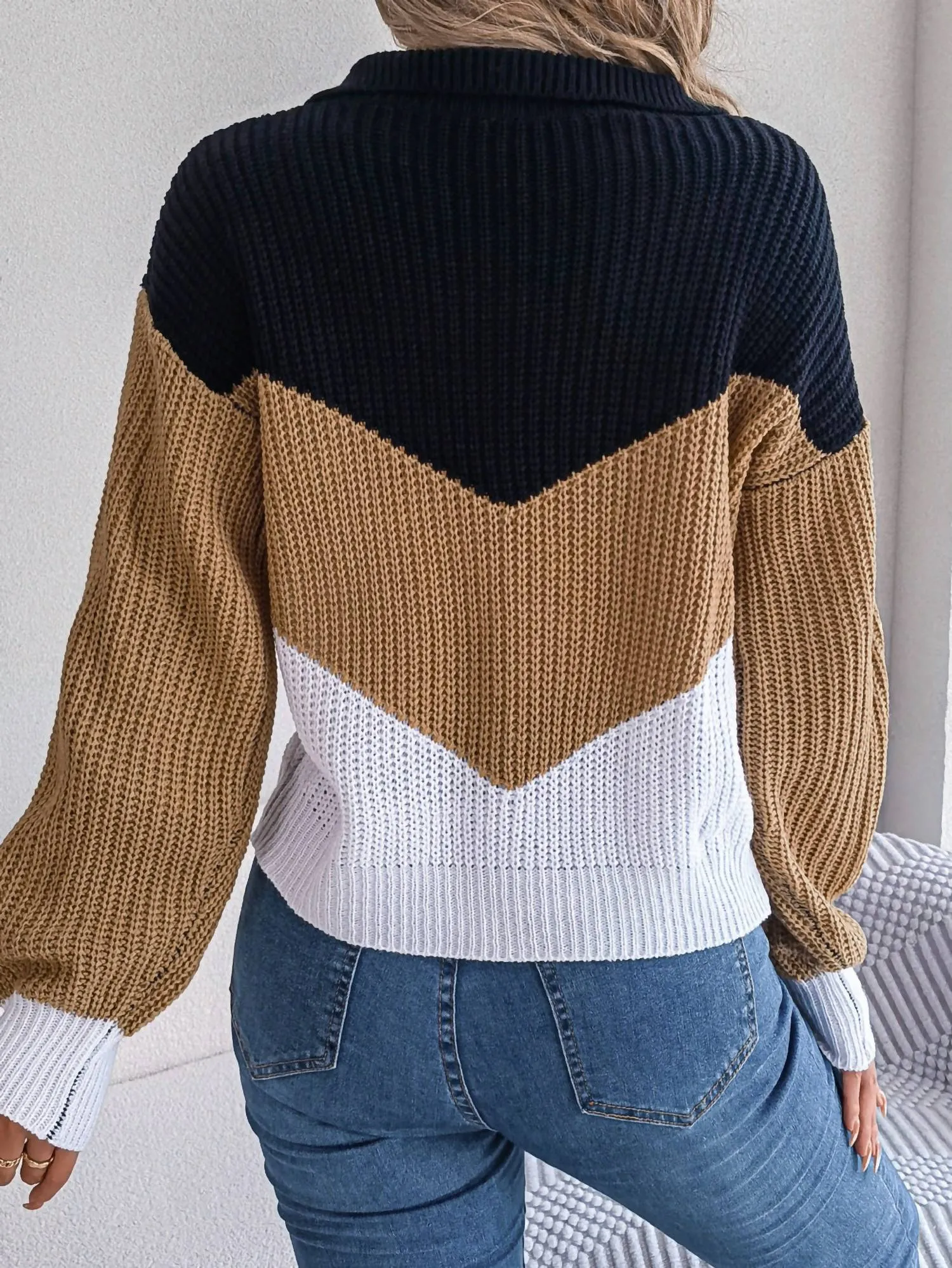 Lapel Contrast Pullover Sweater In Khaki