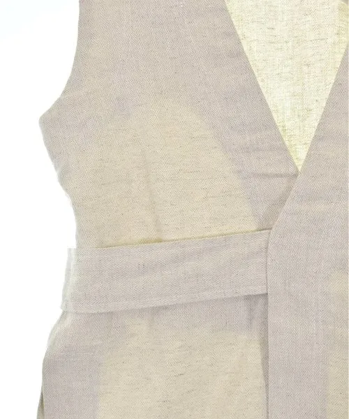 Lee Mathews Vests