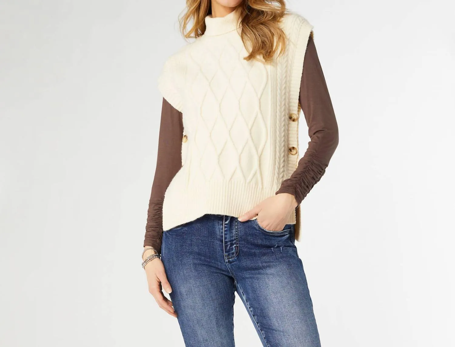 Leora Sweater Vest With Side Buttons In Cream