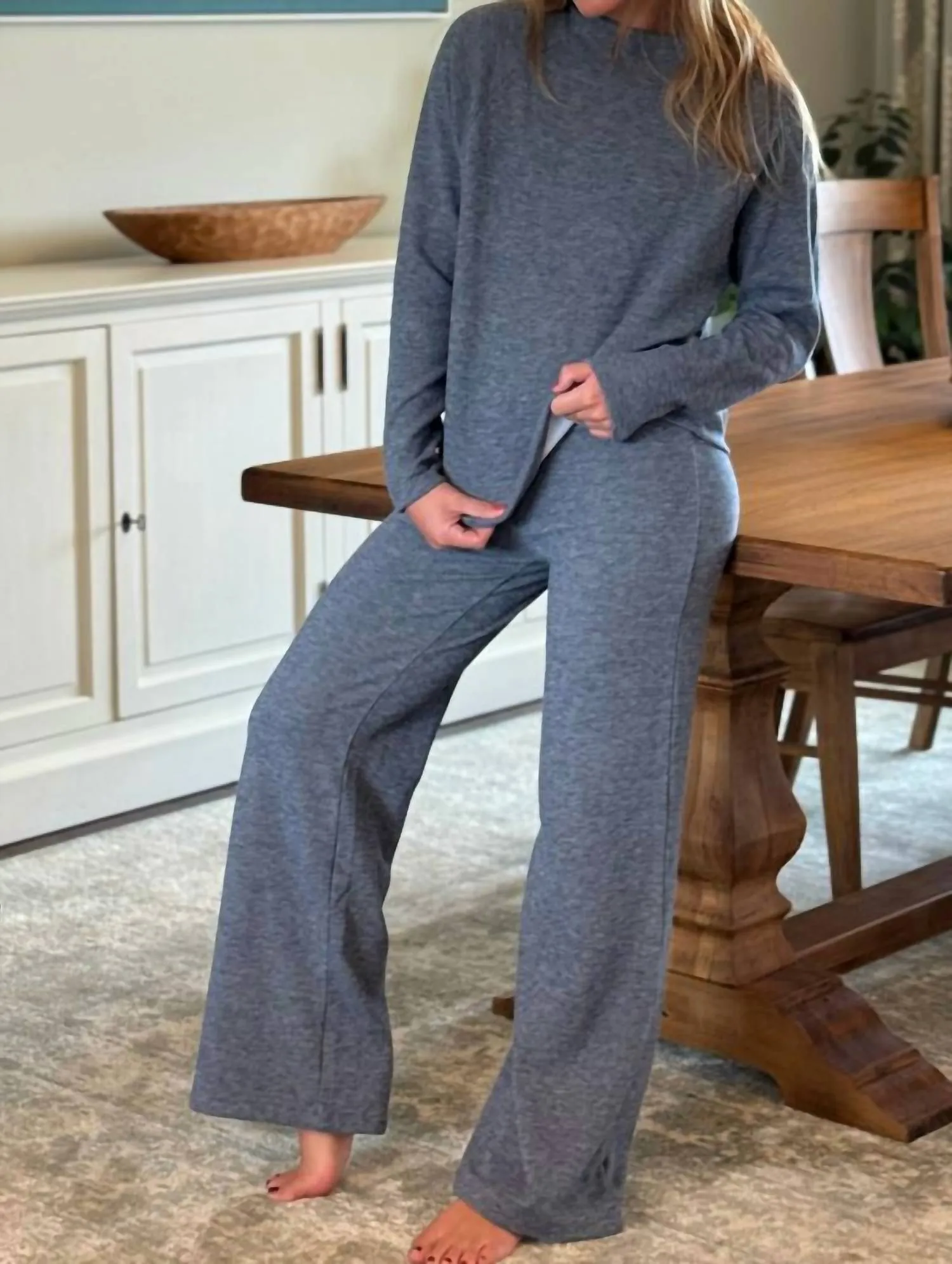 Long Sleeve Raglan Mockneck Top In Blue