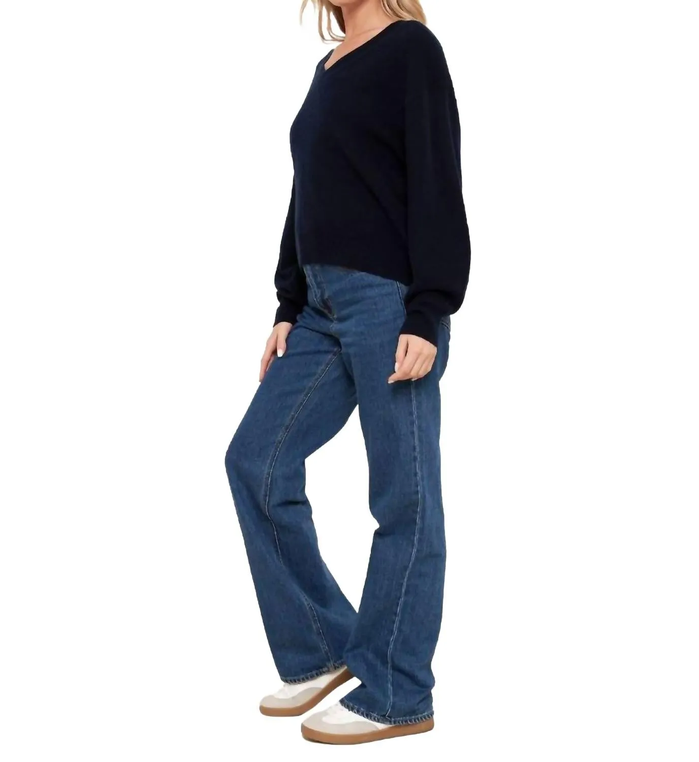 Matilda V Neck In Navy
