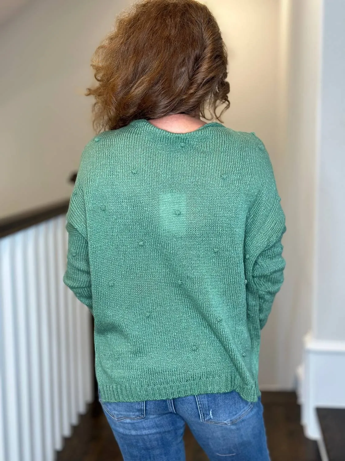 Mini Popcorn V Neck Lightweight Sweater In Shadle Green
