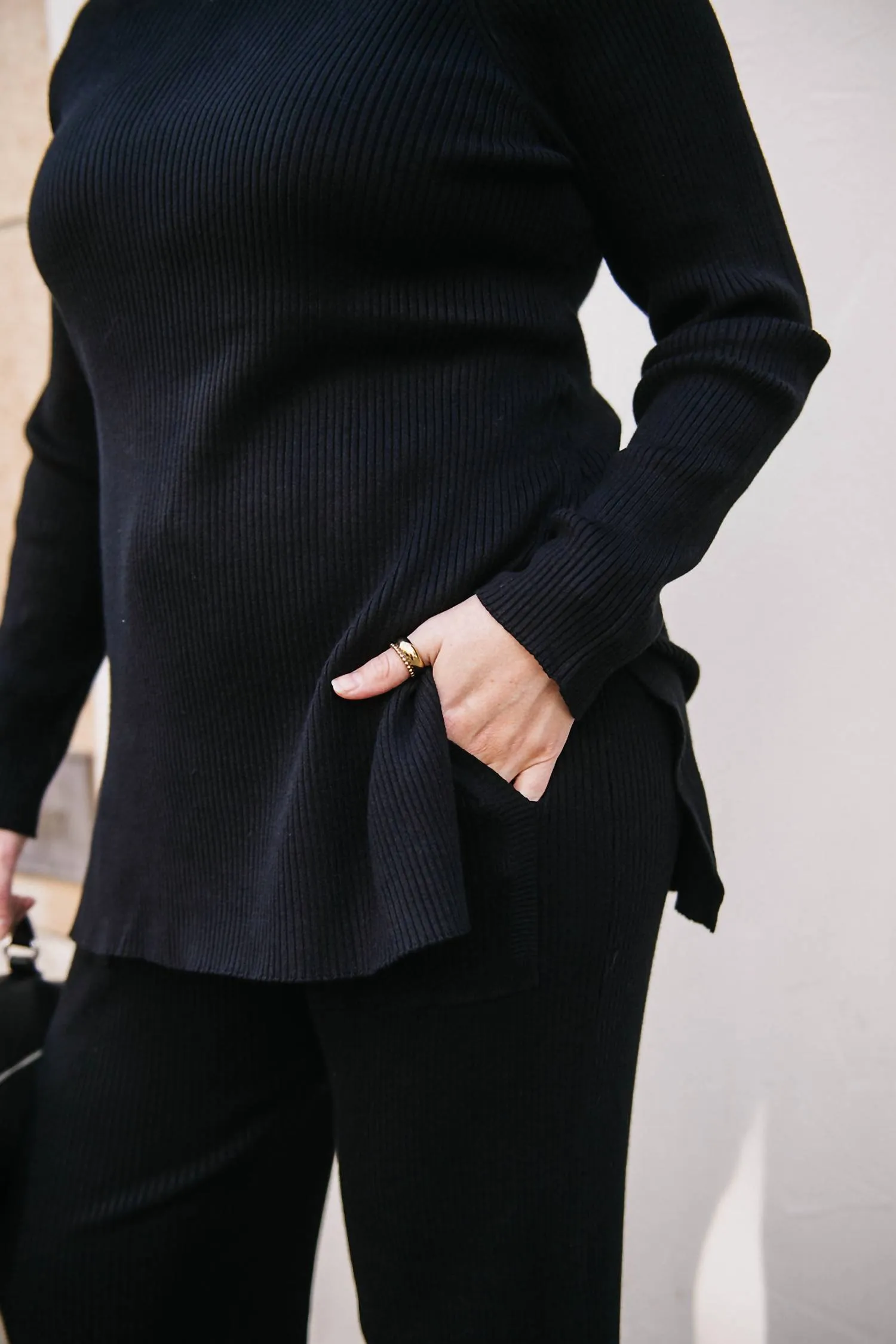 Mockneck Ribbed Sweater In Black