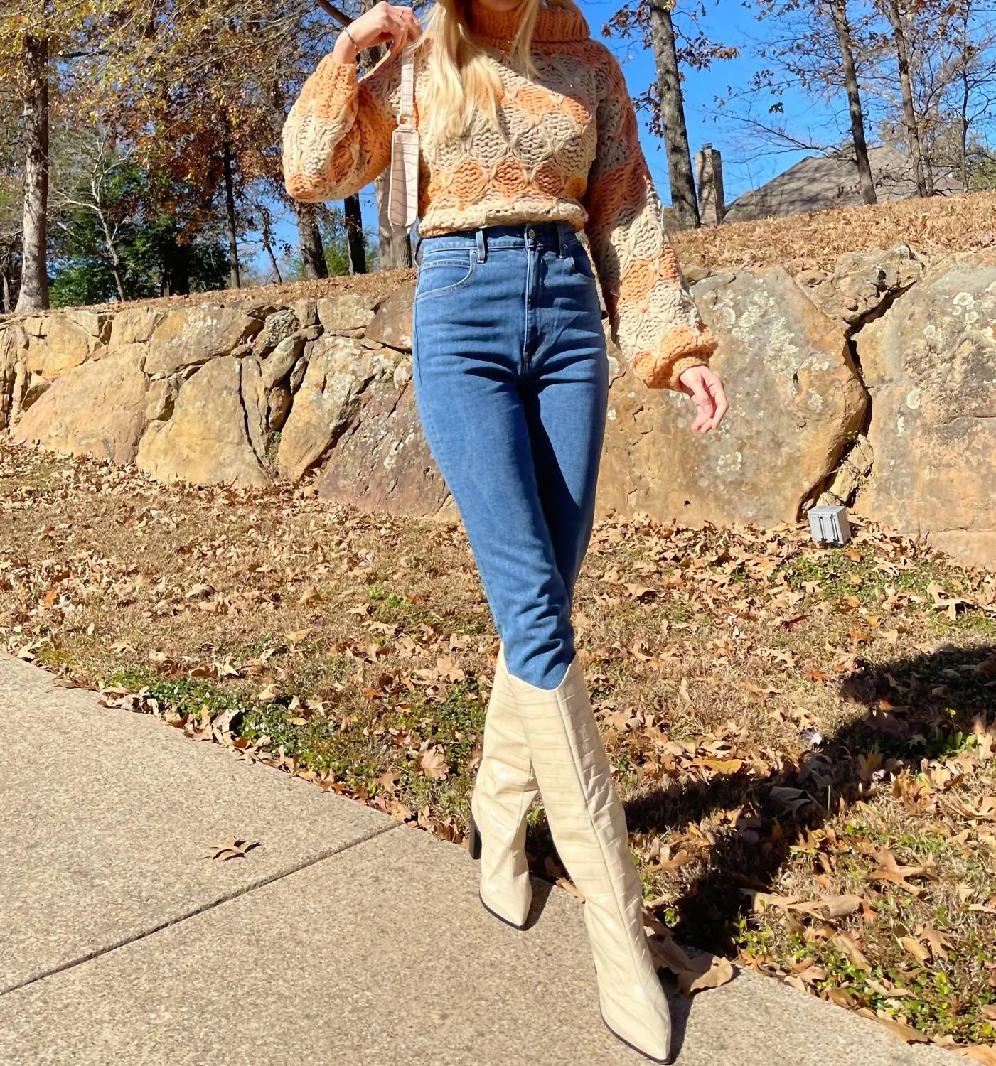 Open-Knit Chunky Turtleneck Sweater In Beige Papaya Stripe