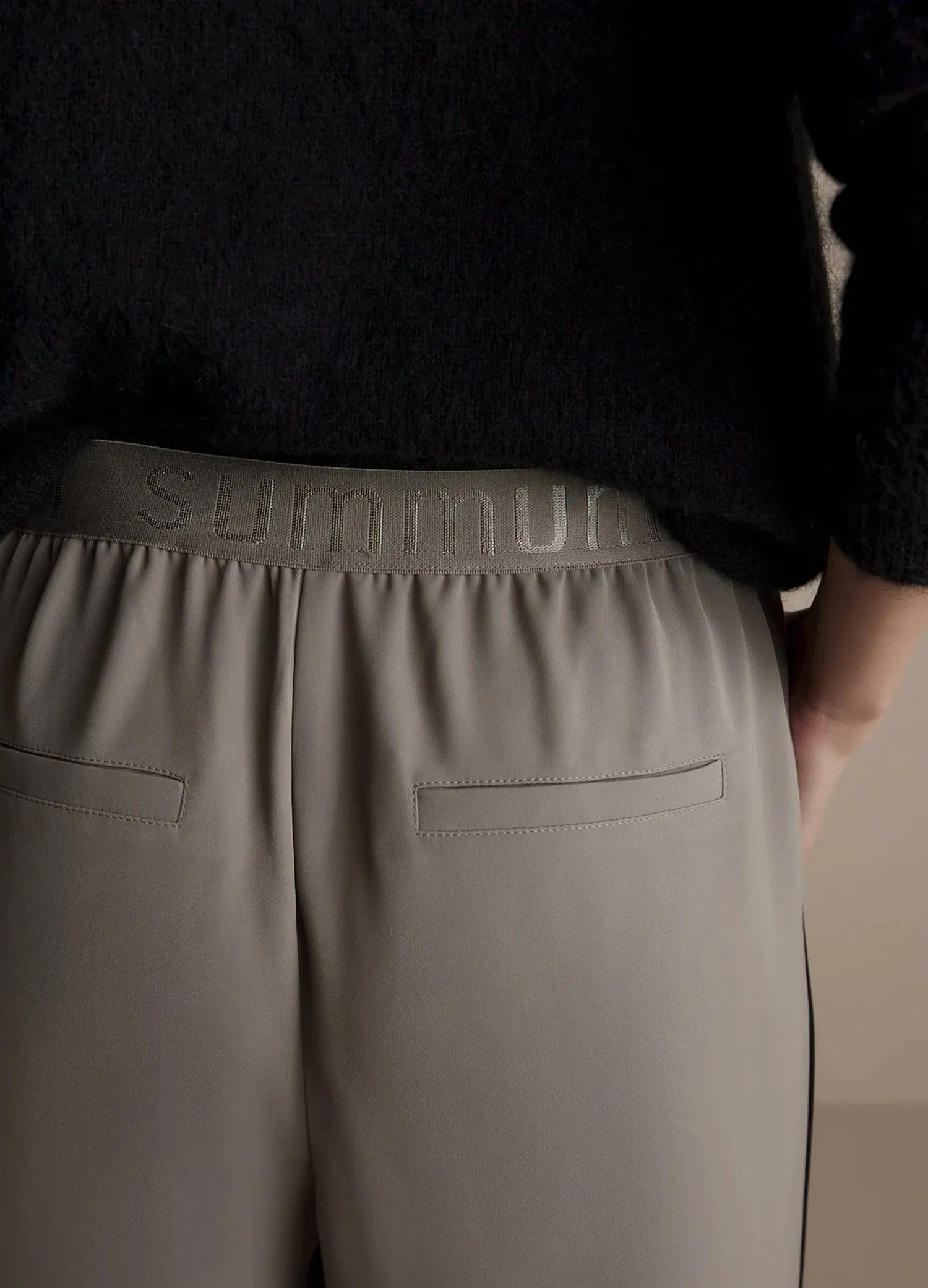 Pant Fluid In Clay/black