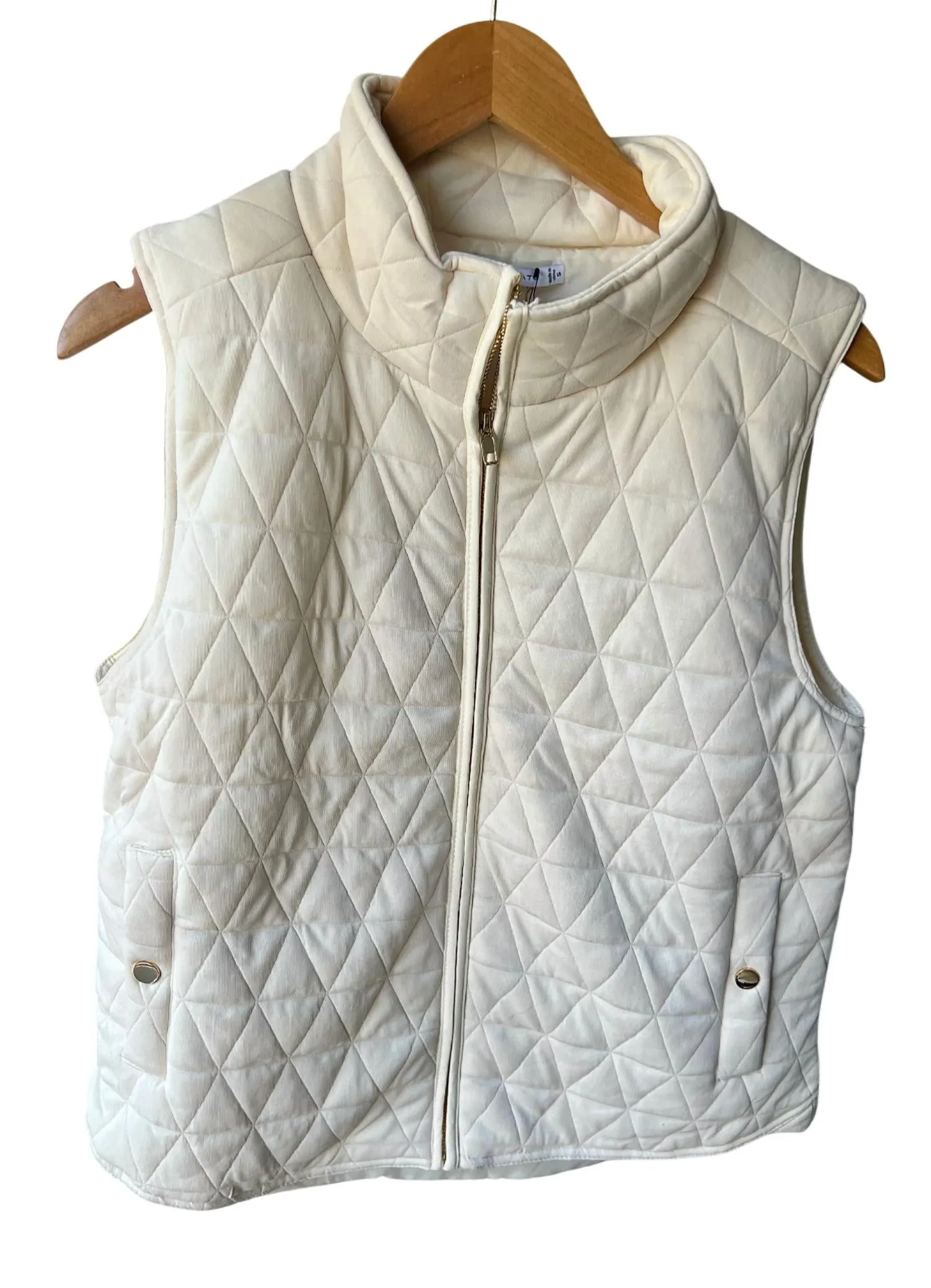 Polar Quilted Vest In Ivory