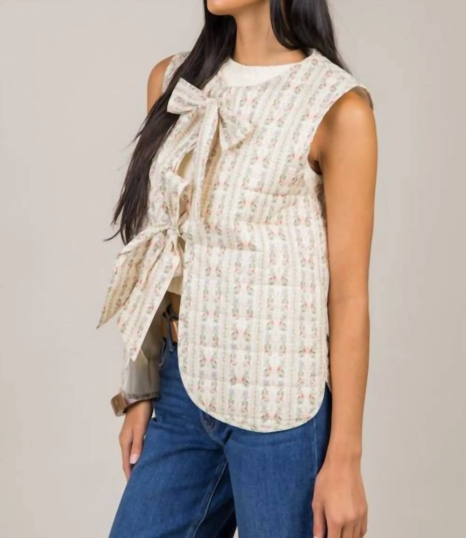 Printed Stripe Quilt Ribbon Tie Vest In Cream