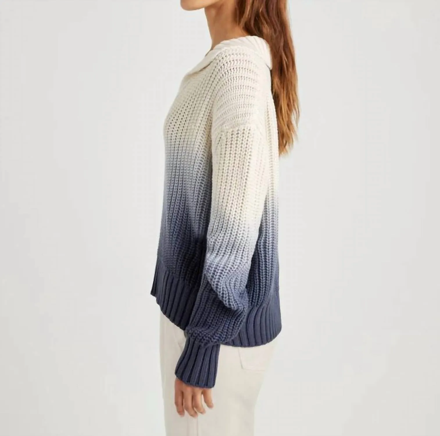 Raya Ombre Polo Sweater In Ice/navy