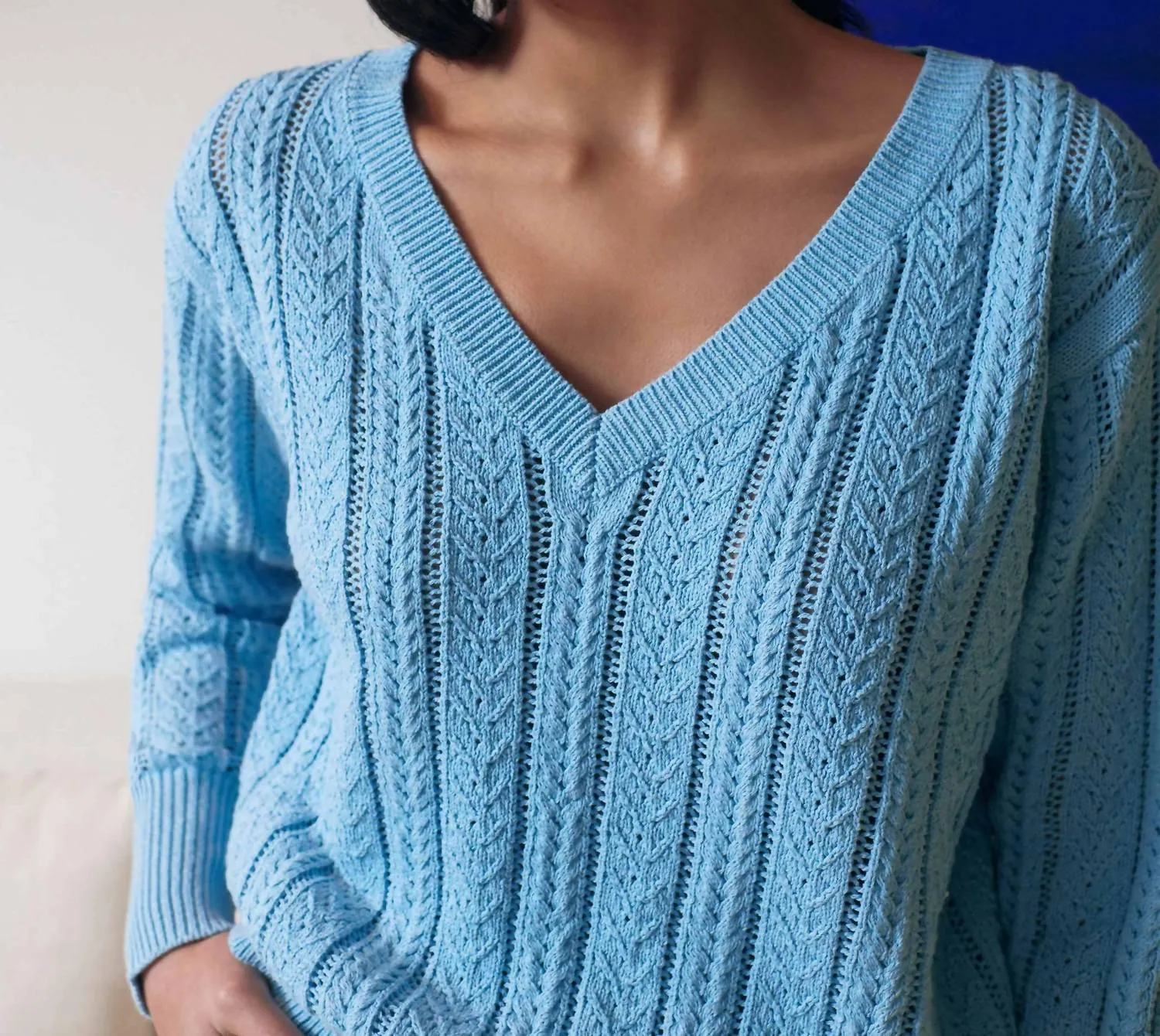 Recycled Cotton Open Cable V-Neck Sweater In Sky Blue