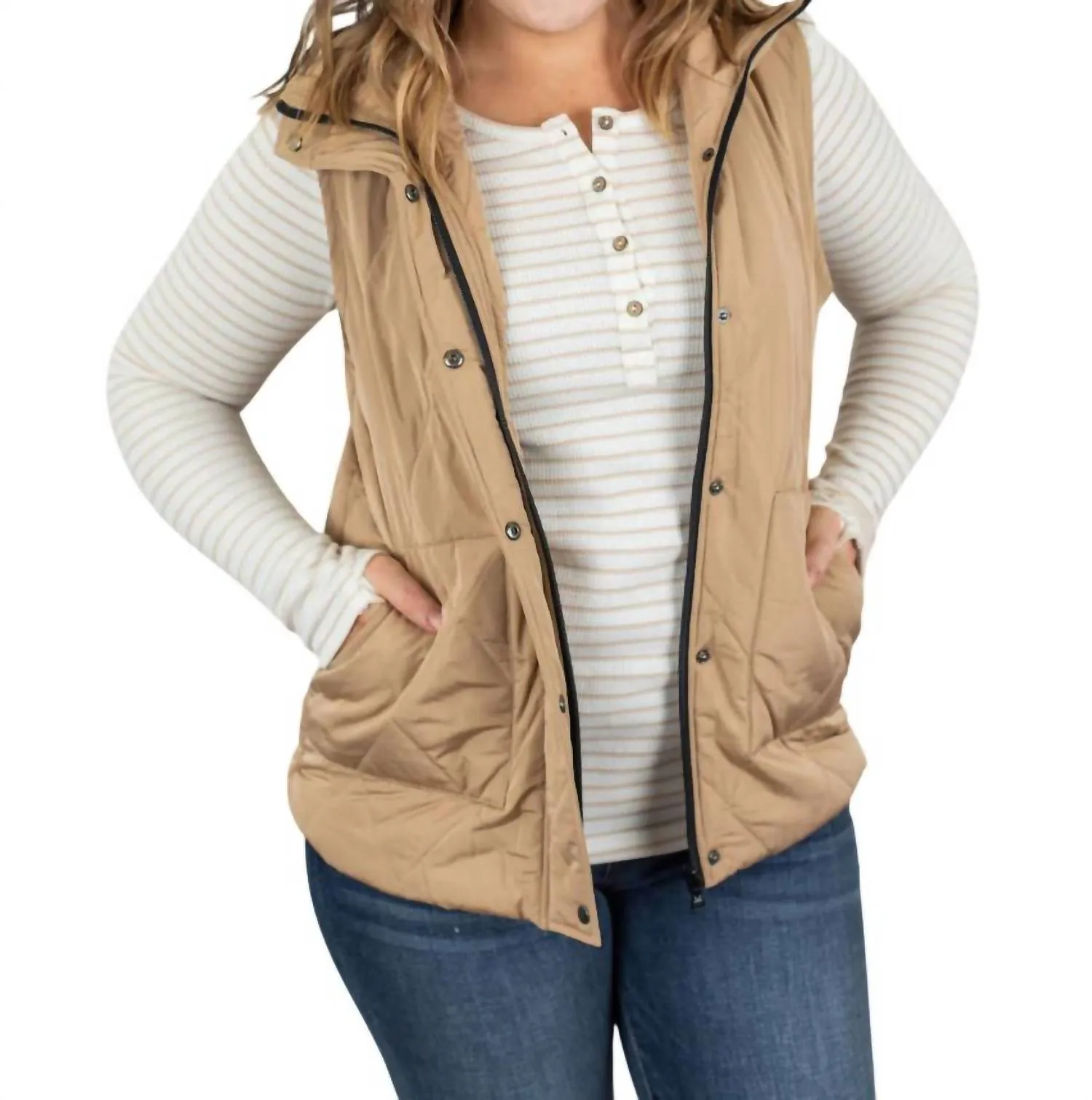 Remy Vests - August In Natural