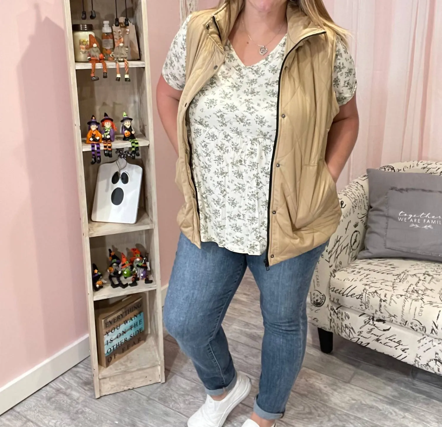 Remy Vests - August In Natural