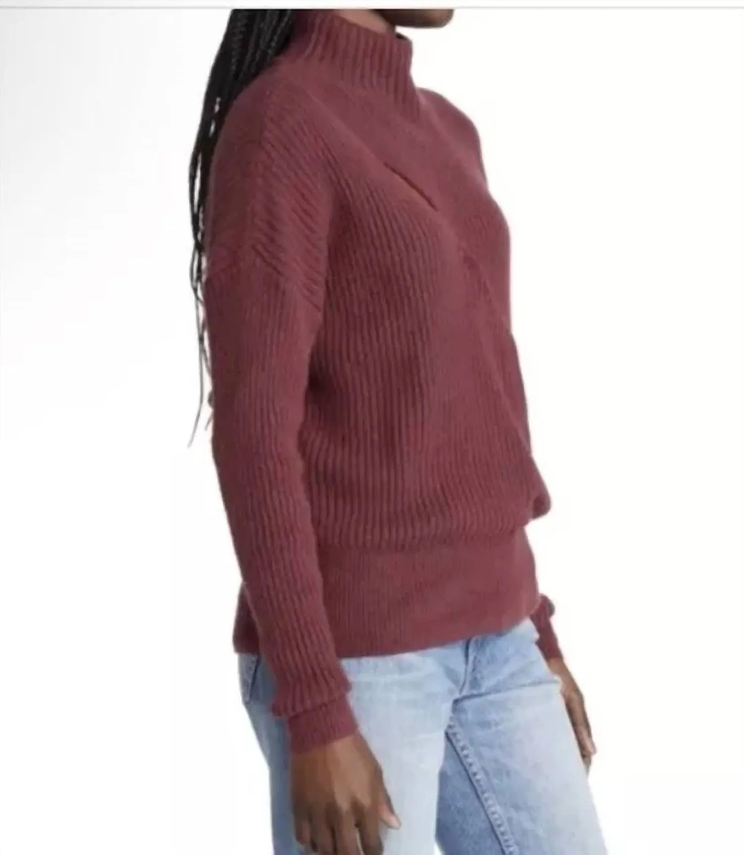 Ribbed Cut Out Sweater In Heather Burgundy