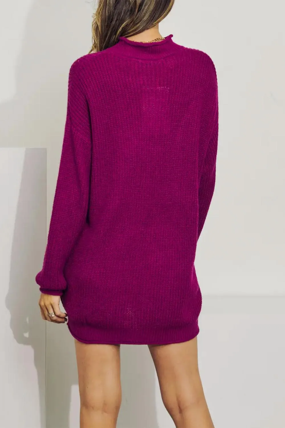 Ribbed-Knit Oversized Turtleneck Sweater In Magenta