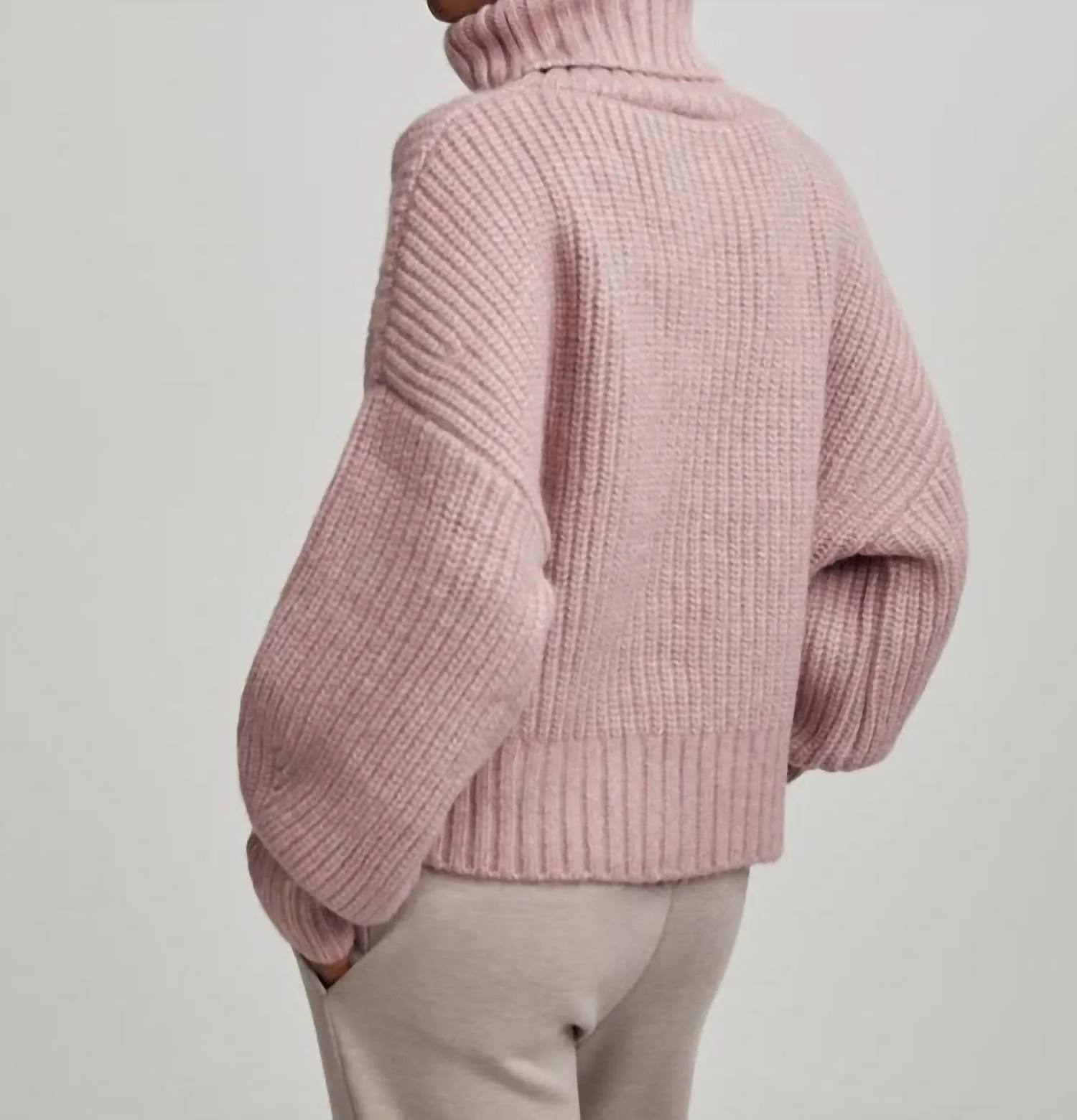 Rogan Cropped Knit Sweater In Woodrose