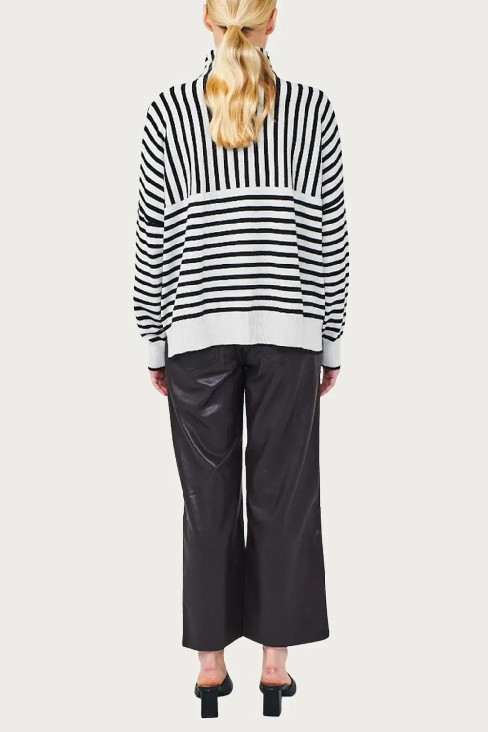 Sage Funnel Neck Sweater In Silver Haze/coal