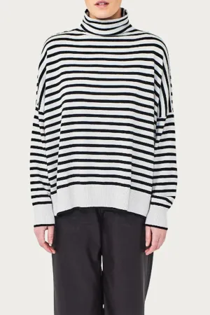 Sage Funnel Neck Sweater In Silver Haze/coal