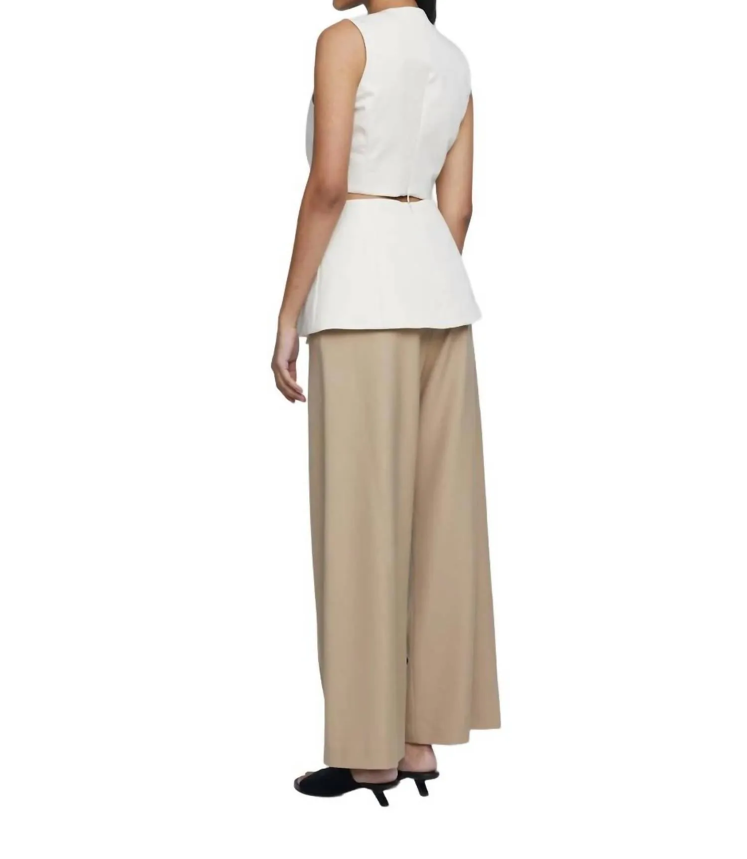 Sia Vest In Milk