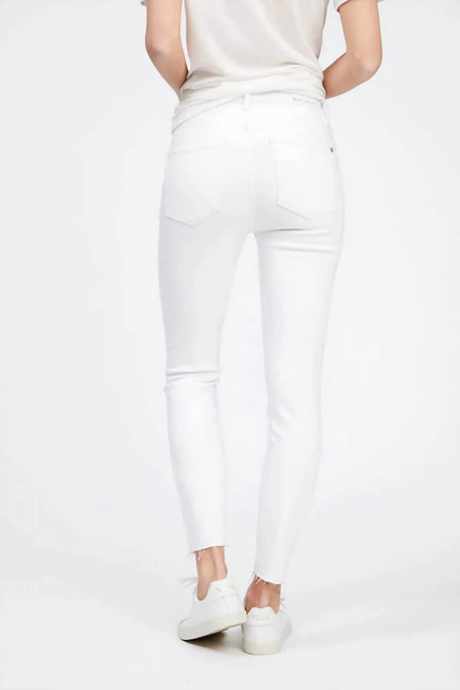 Skinny Jean In White