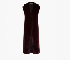 Sleeveless Faux-Fur Coat In Bordeaux