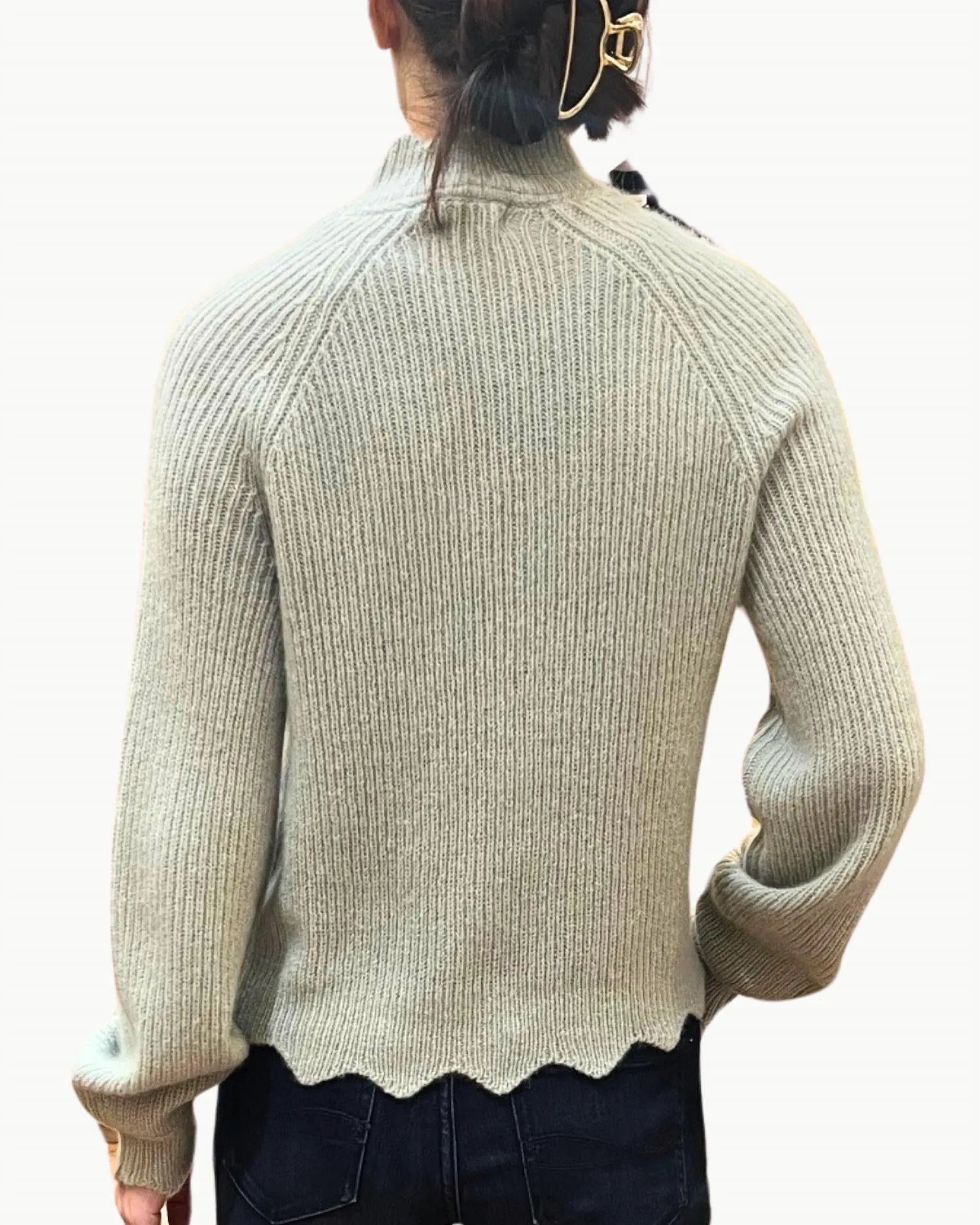 Talia Cropped Pullover In White Tea