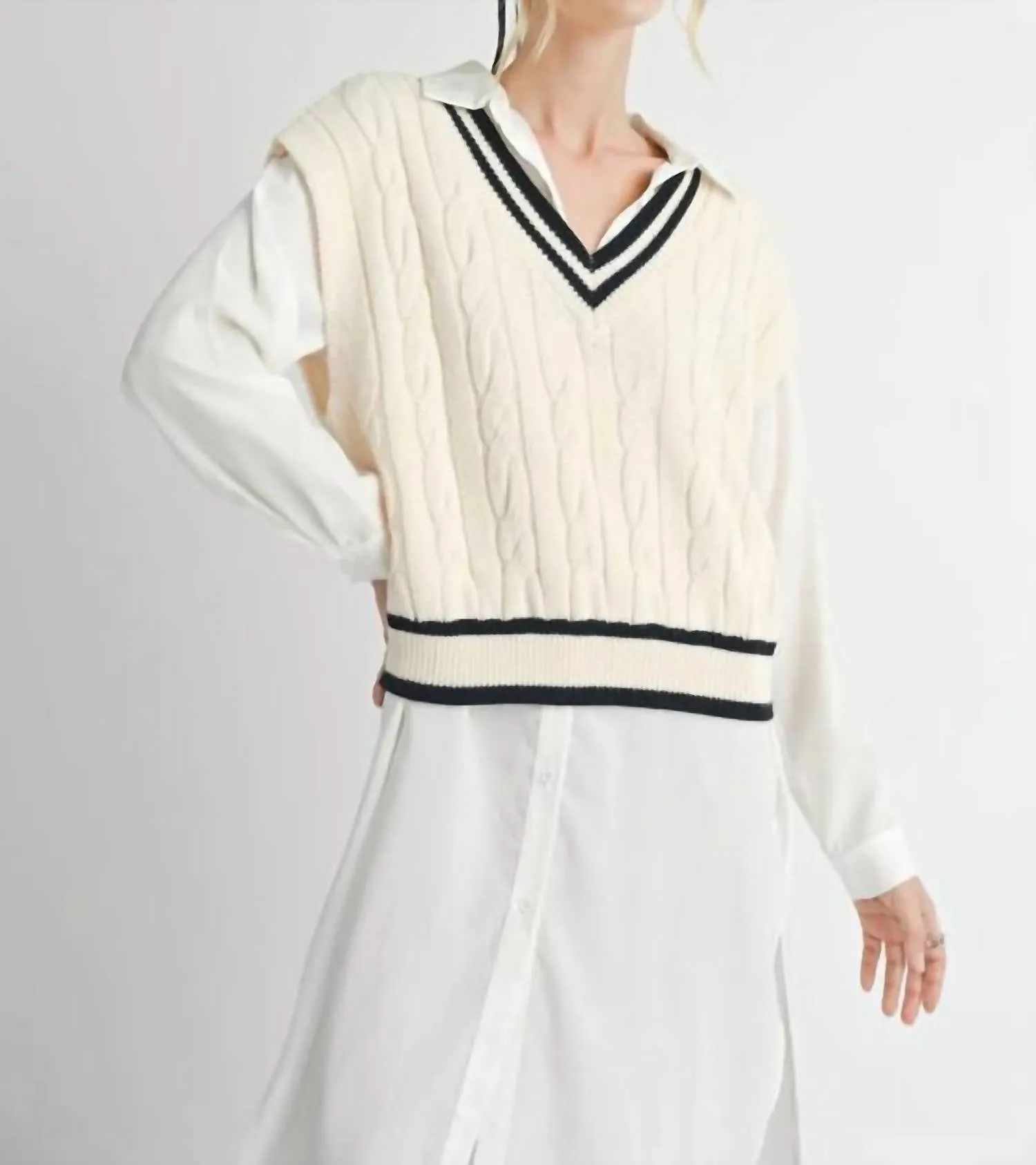 Tara V-Neck Cable Sweater In Ivory