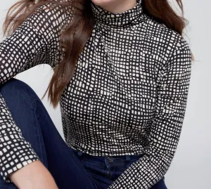 Tencel Turtleneck In Black/white