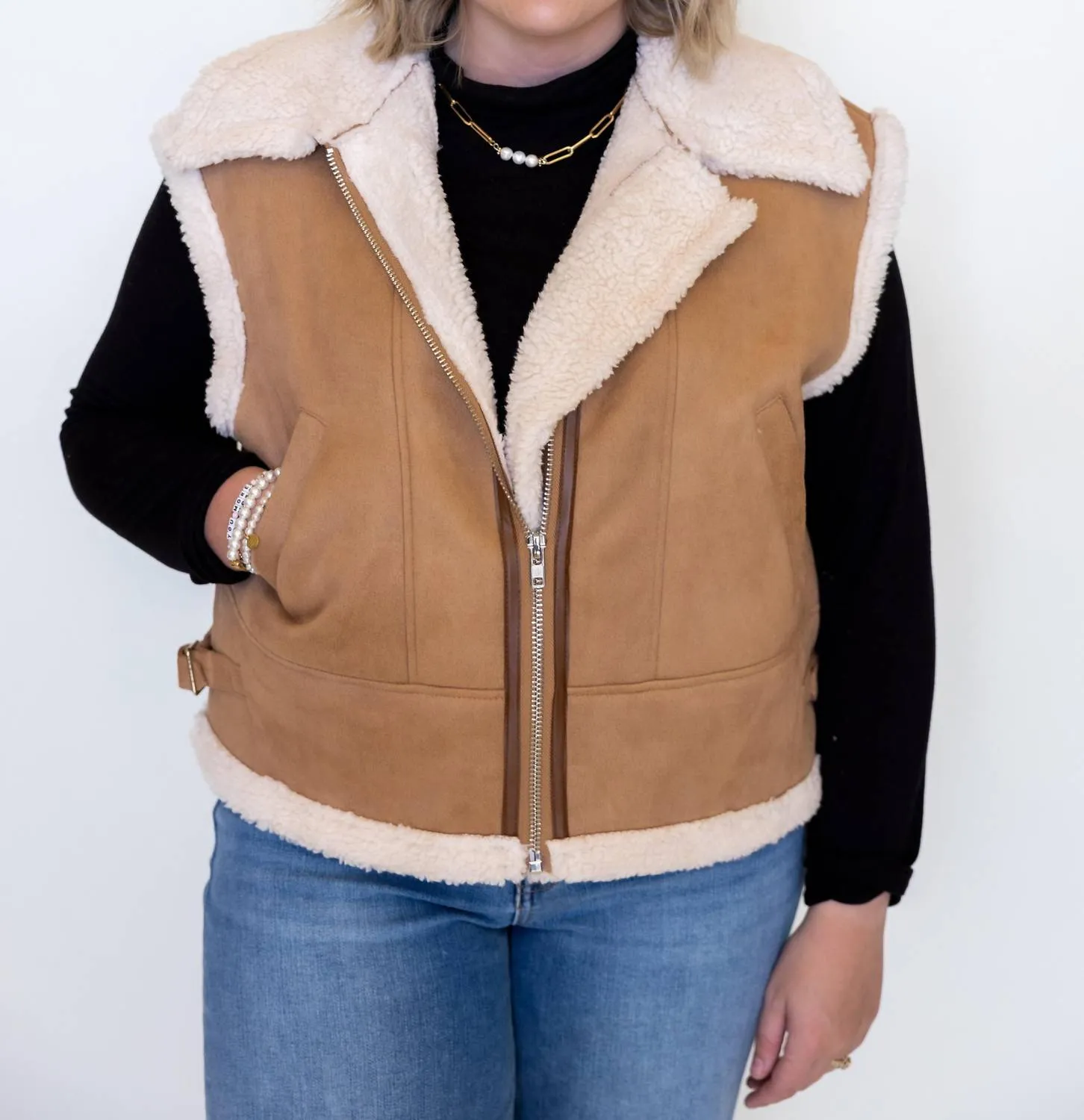 The Montana Suede Vest In Brown