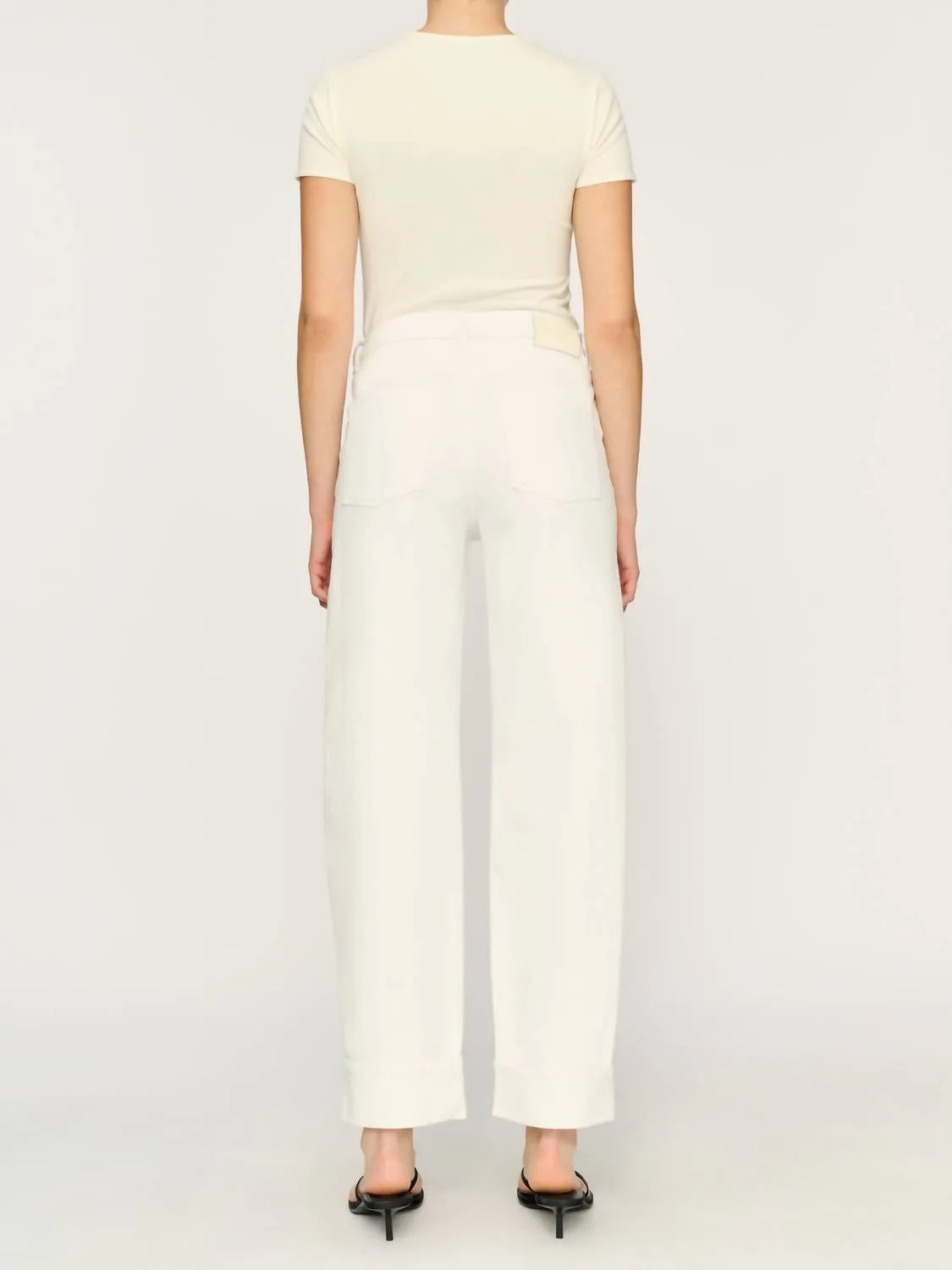 Thea Boyfriend Relaxed Tapered Jean In White