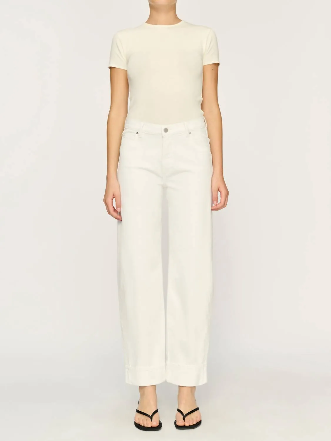 Thea Boyfriend Relaxed Tapered Jean In White